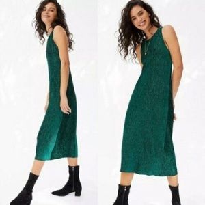Maeve by Anthropologie Green Velvet Twist Back Midi Dress